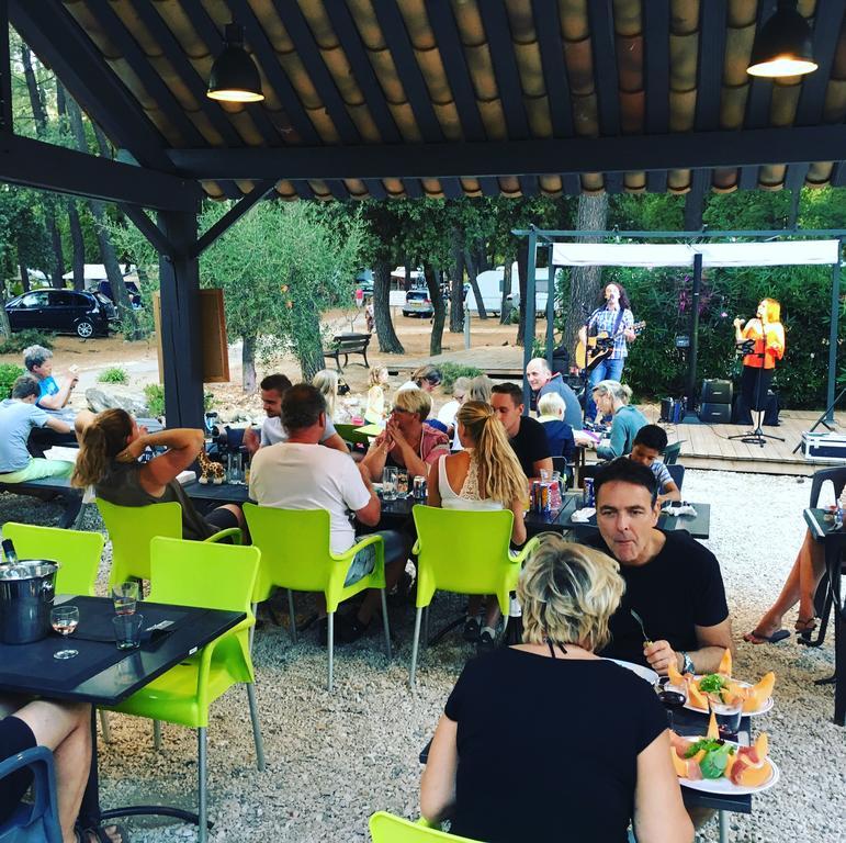 Camping La Simioune En Provence Bollène Dış mekan fotoğraf